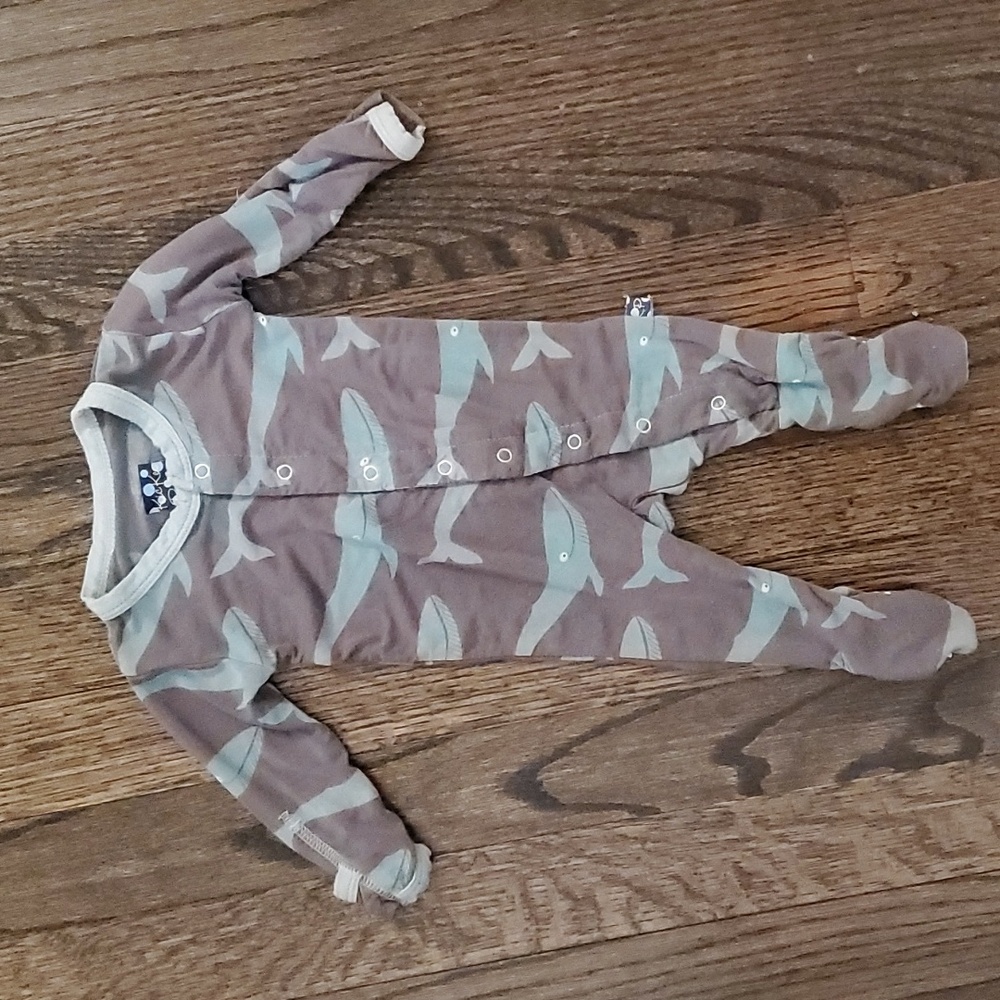 NB KicKee Pants whale onesie, bamboo